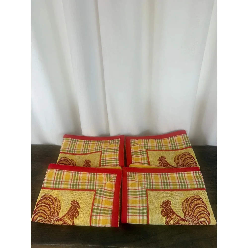 VTG Set of FOUR Red Yellow Plaid Rooster Tapestry‎ Placemats 19